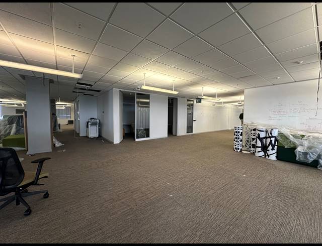 1,295M² OFFICE TO LET IN SANDTON CENTRAL